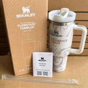 Stanley Tumbler Insulation Cup & Straw