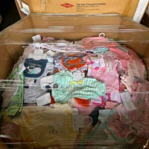 Baby's Clothing Pallets